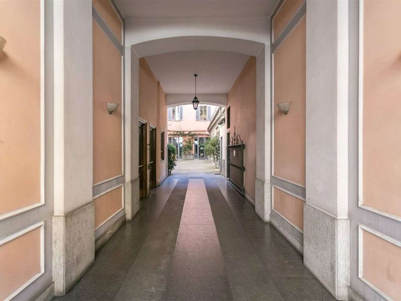 Appartamento MILANO vendita  CENTRO STORICO SAFFI Vincenzo Monti Prestige Srl