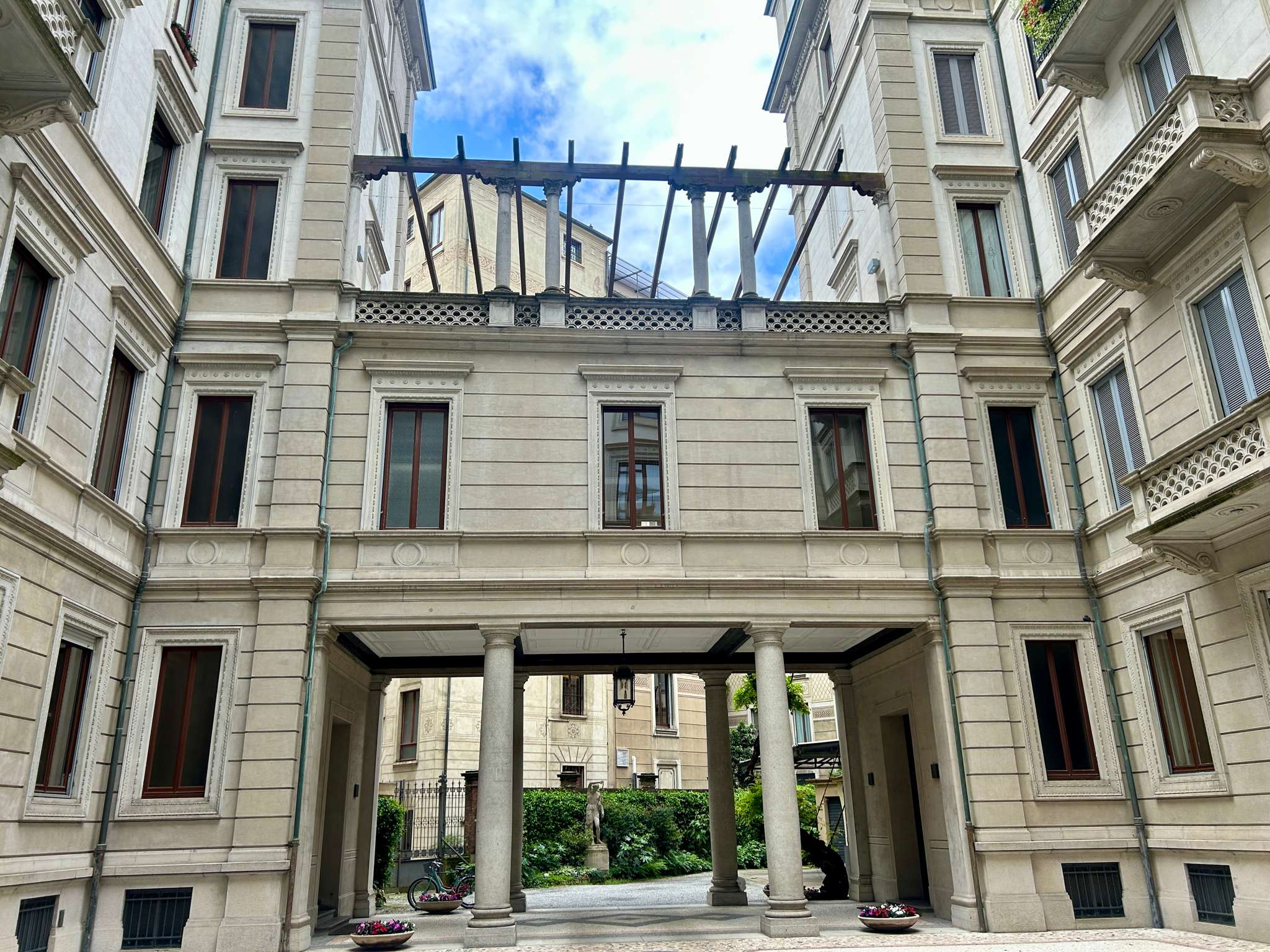 Milano Affitto APPARTAMENTO