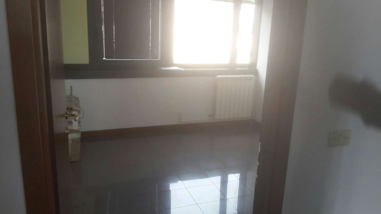 Ufficio - Loc.Com. GENOVA vendita  CORNIGLIANO renata bianchi Trading Immobiliare