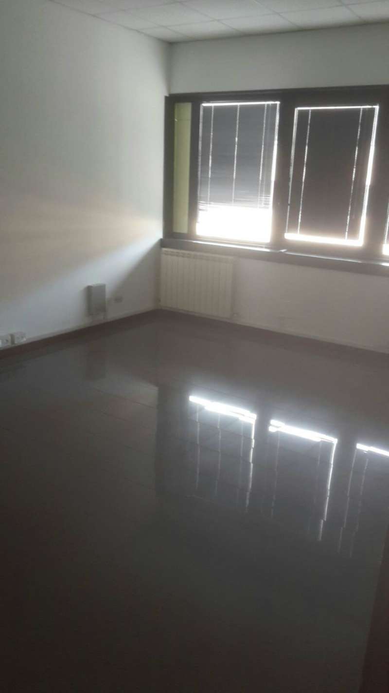  genova affitto quart: cornigliano trading-immobiliare