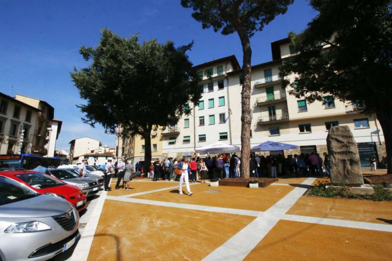 Negozio - Loc.Com. FIRENZE affitto  LEOPOLDO Dalmazia AGR Consulenti Studio Immobiliare