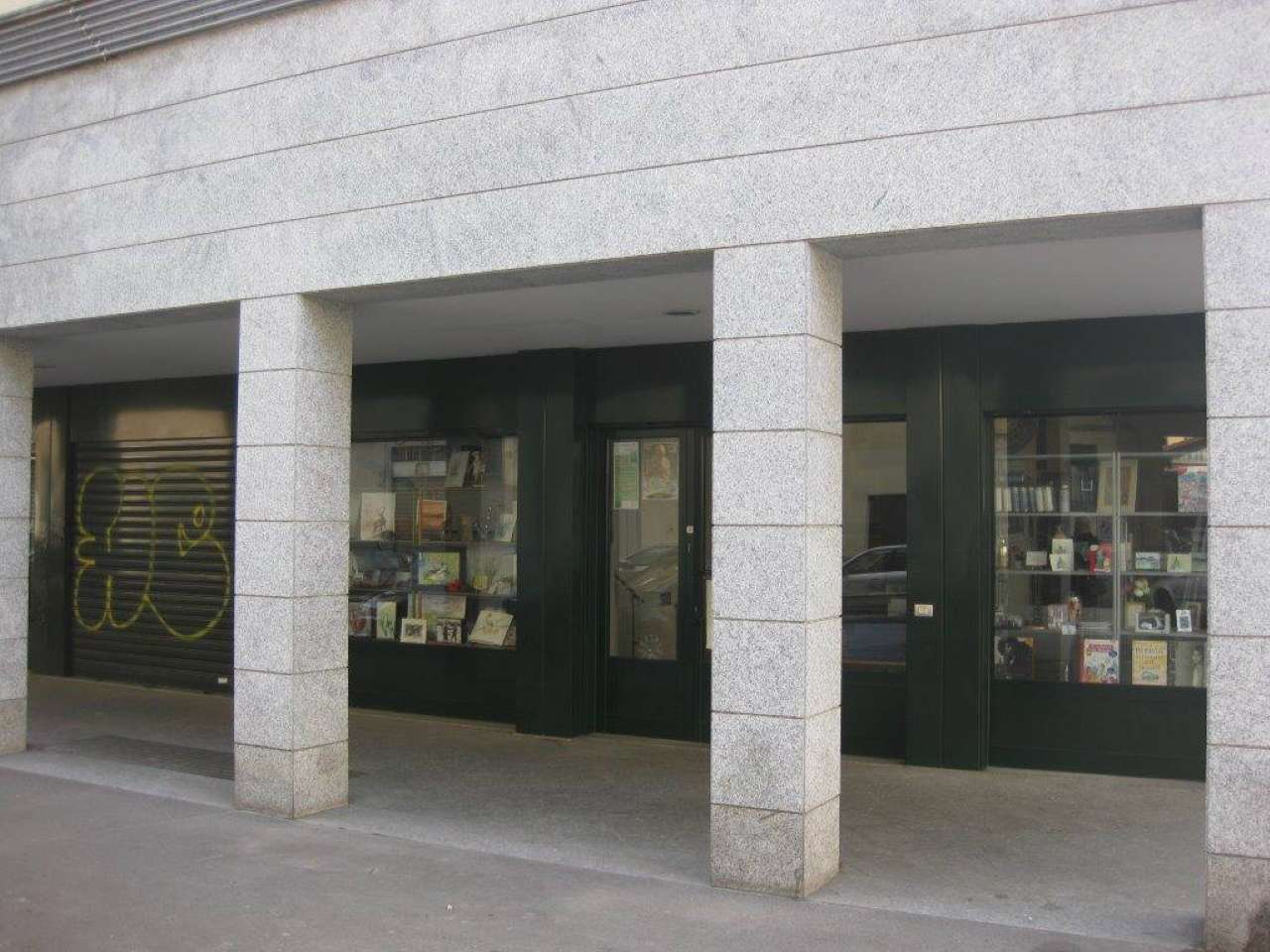 Negozio - Loc.Com. MILANO affitto  ISOLA Bruni CESIM Centro Servizi Immobiliari