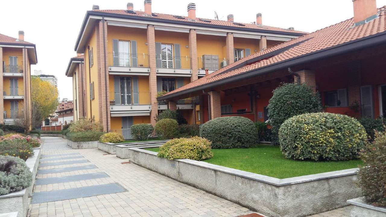 Villa Unifamiliare - Indipendente MILANO vendita  BARONA Cottolengo CESIM Centro Servizi Immobiliari