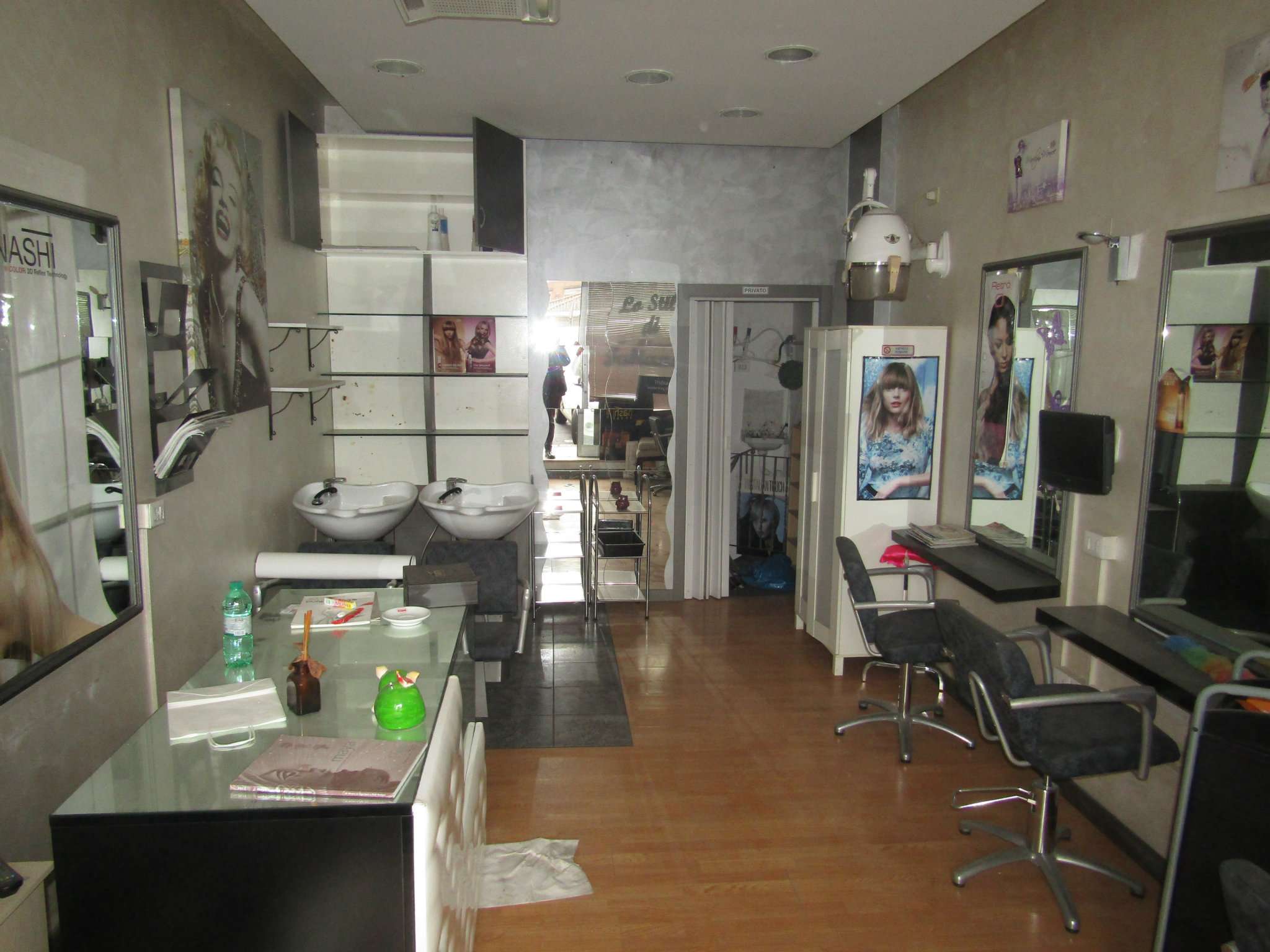 Negozio - Loc.Com. ROMA affitto  MONTE SACRO  Val Chisone Meta Immobiliare