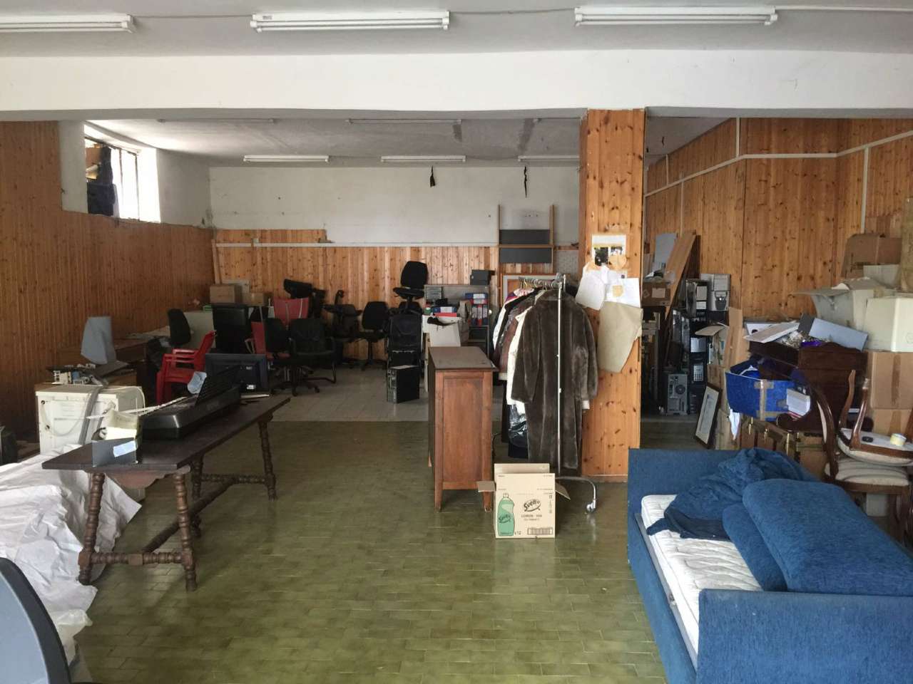 Negozio - Loc.Com. ROMA affitto  BORGHESIANA (ZONA DELLA VIII MUN.) alia G&Co