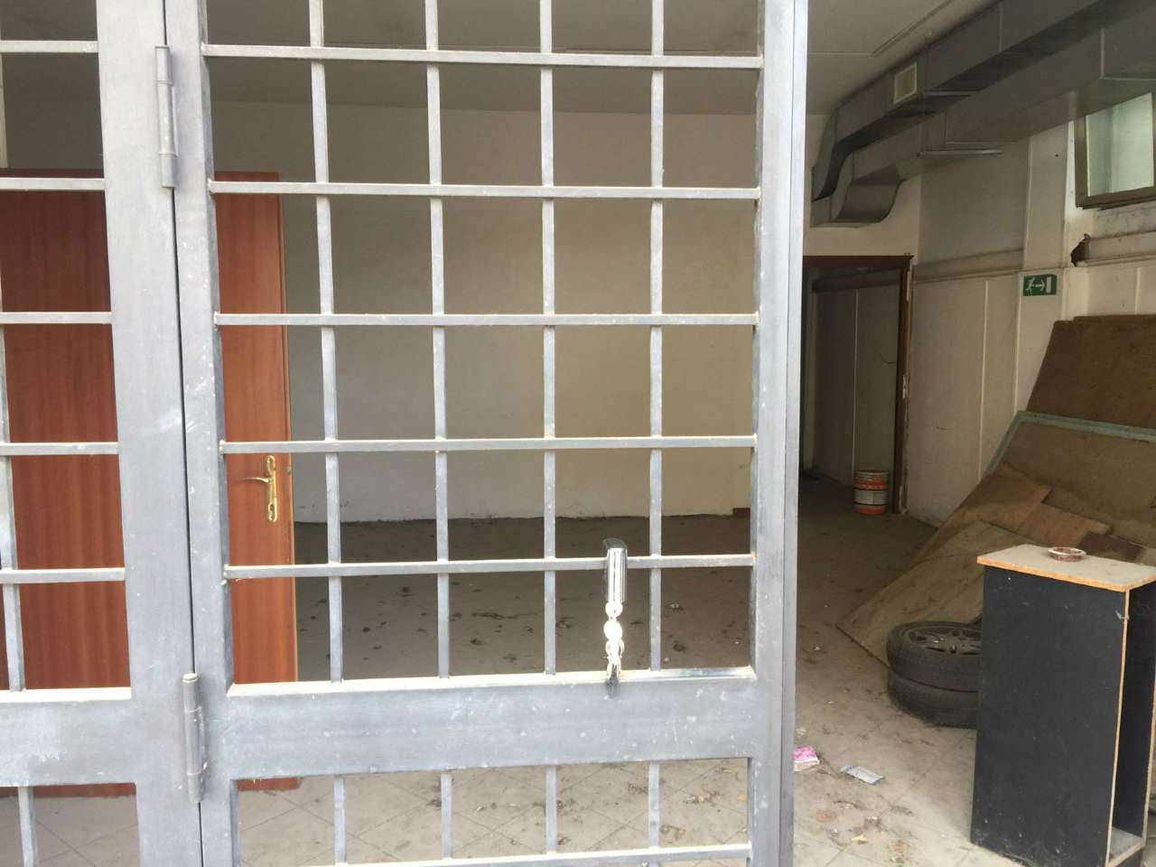 Negozio - Loc.Com. ROMA affitto  BORGHESIANA (ZONA DELLA VIII MUN.) alia G&Co