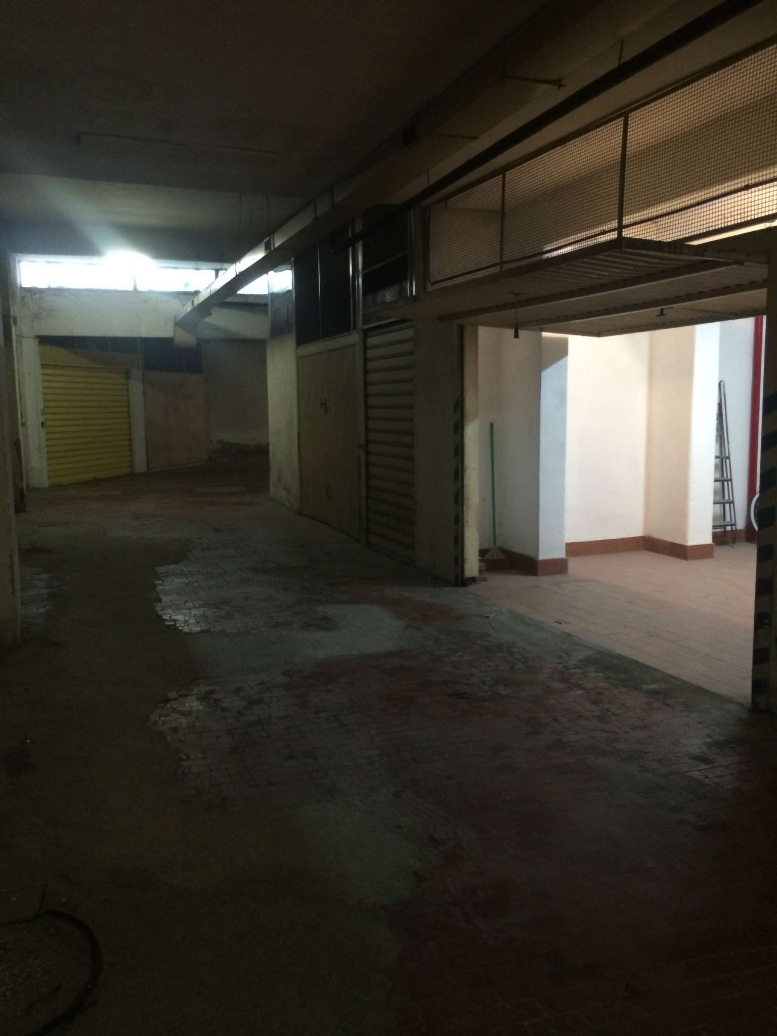 Box auto - Posto auto ROMA vendita  TALENTI  Cattenari case
