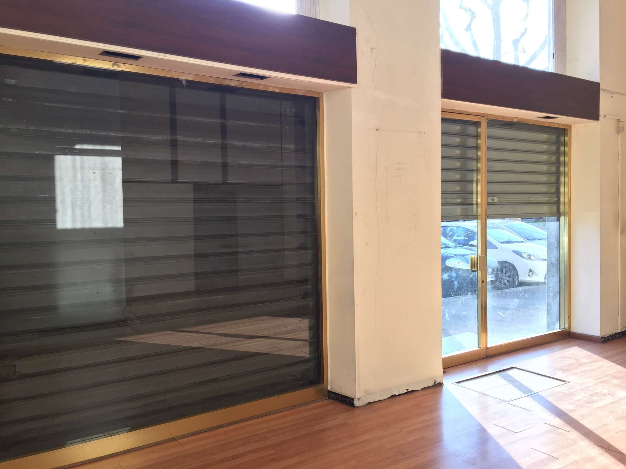 Negozio - Loc.Com. TORINO affitto  MIRAFIORI NORD Tazzoli A.D.P. S.A.S. Agenzia Immobiliare