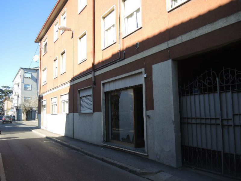 Negozio - Loc.Com. BERGAMO vendita   Rosa Bergamo Case