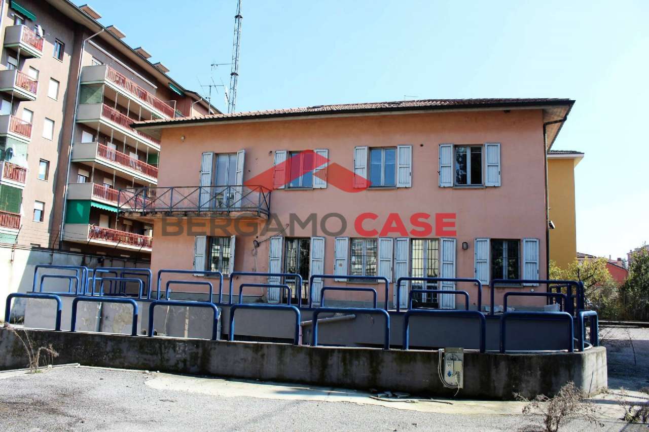 Villa Unifamiliare - Indipendente BERGAMO vendita   Francesco Zucco Bergamo Case