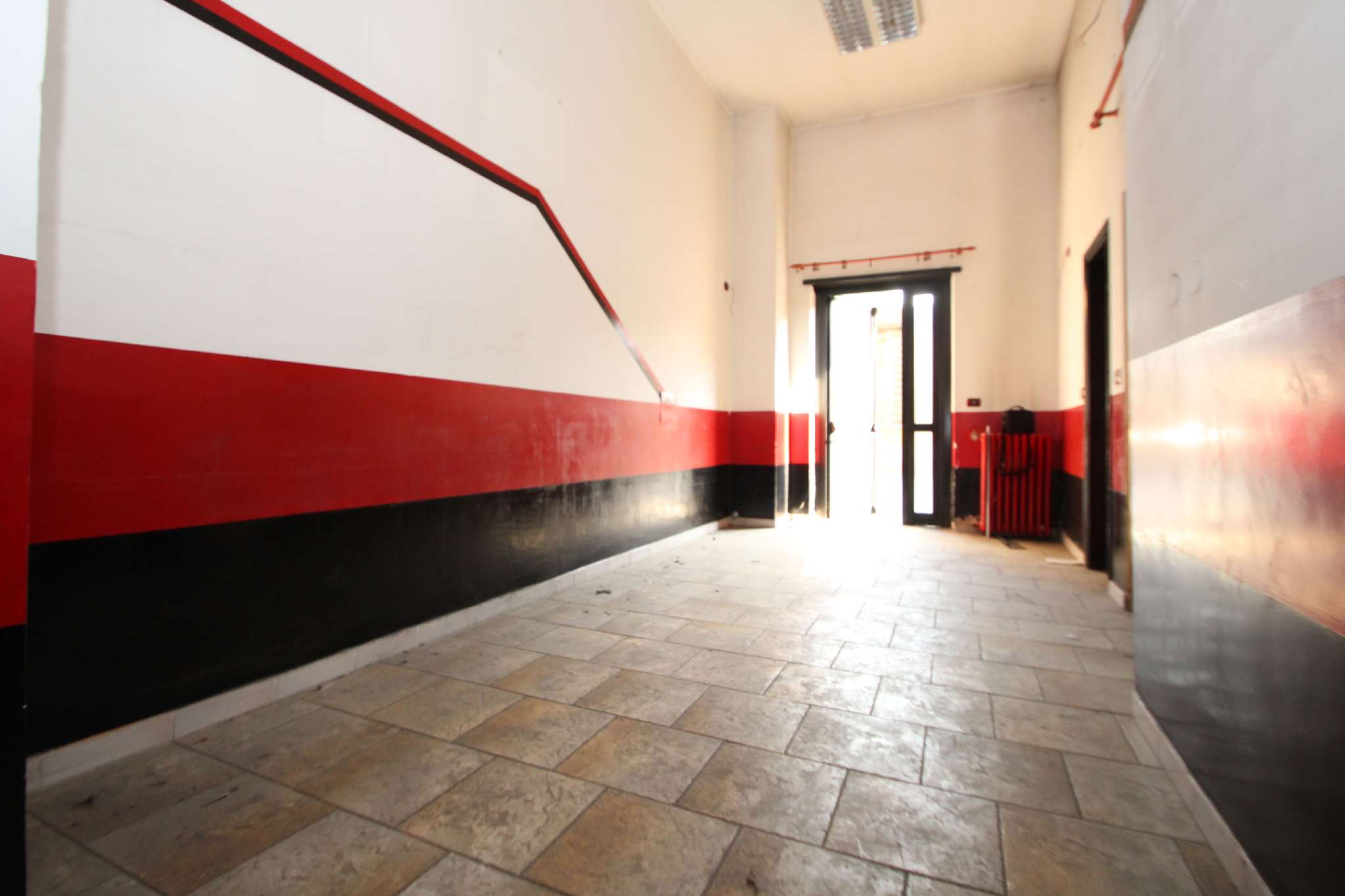 Negozio - Loc.Com. TORINO vendita  BORGATA VITTORIA GROSSETO studio dodici s.n.c.