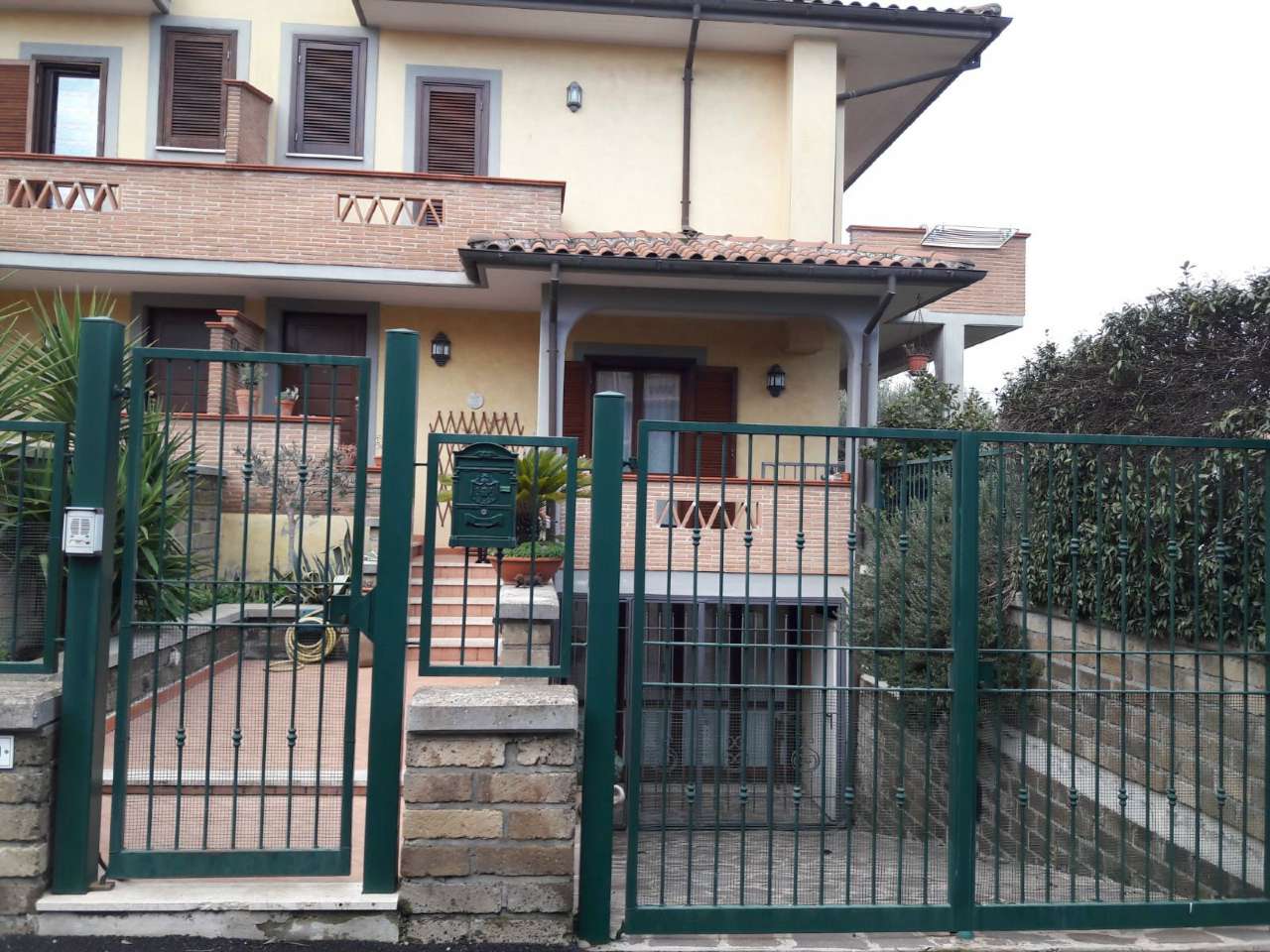 Villa Quadrifamiliare MANZIANA vendita   TREVIGNANO Vecchioni immobiliare