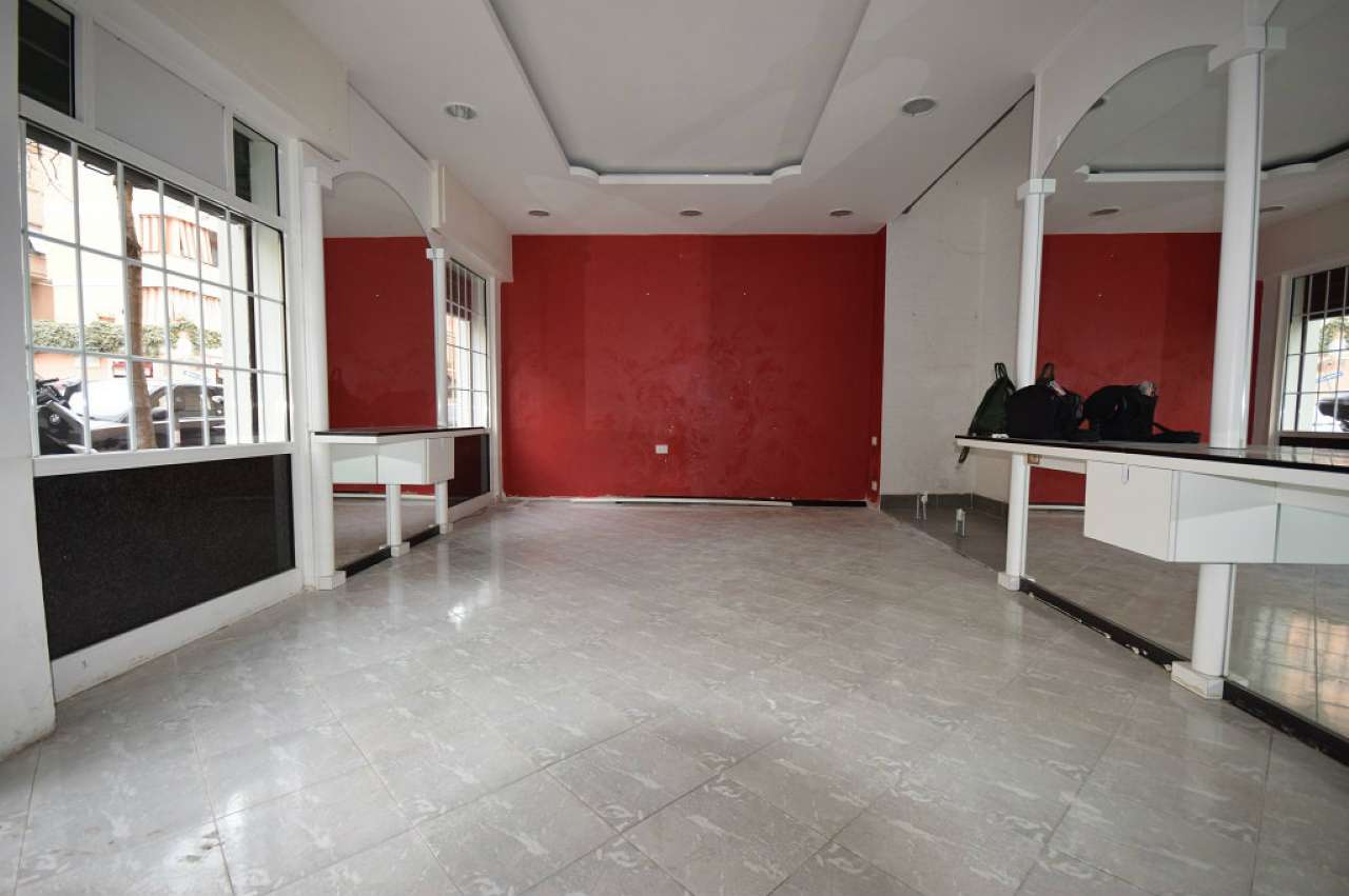 Negozio - Loc.Com. ROMA affitto  GIANICOLENSE (XV MUN.) Folco Portinari Vecchioni immobiliare