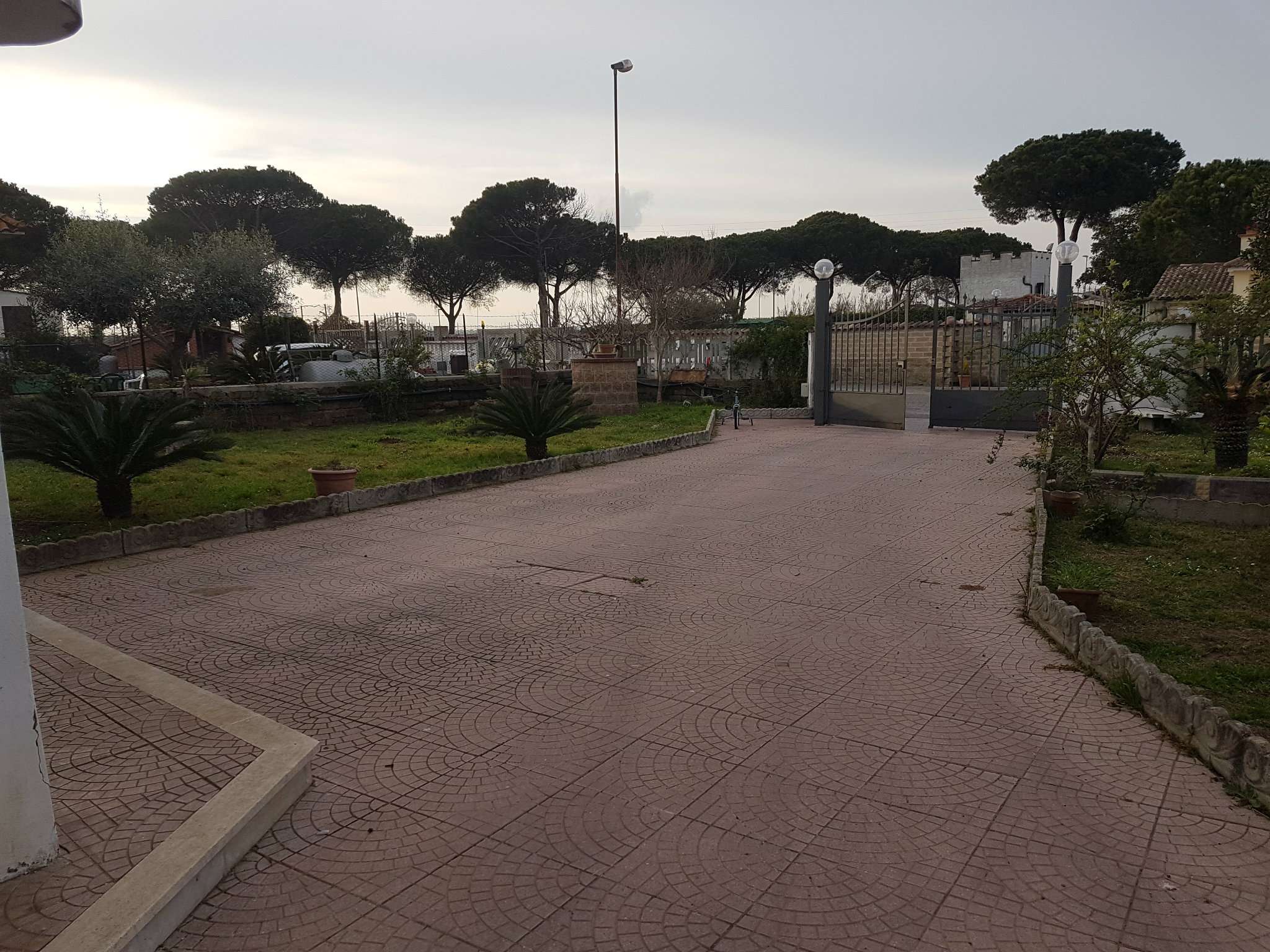 Villa Trifamiliare NETTUNO vendita   dei cinque archi CARMEN IMMOBILIARE