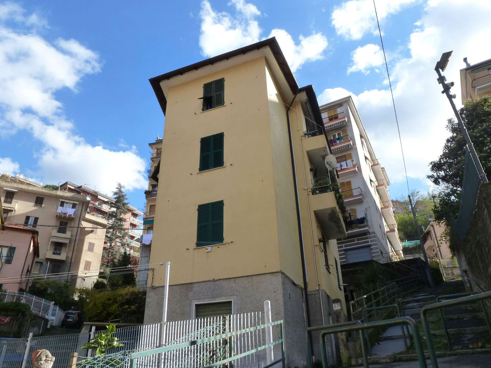  genova vendita quart: pontedecimo cosso immobiliare