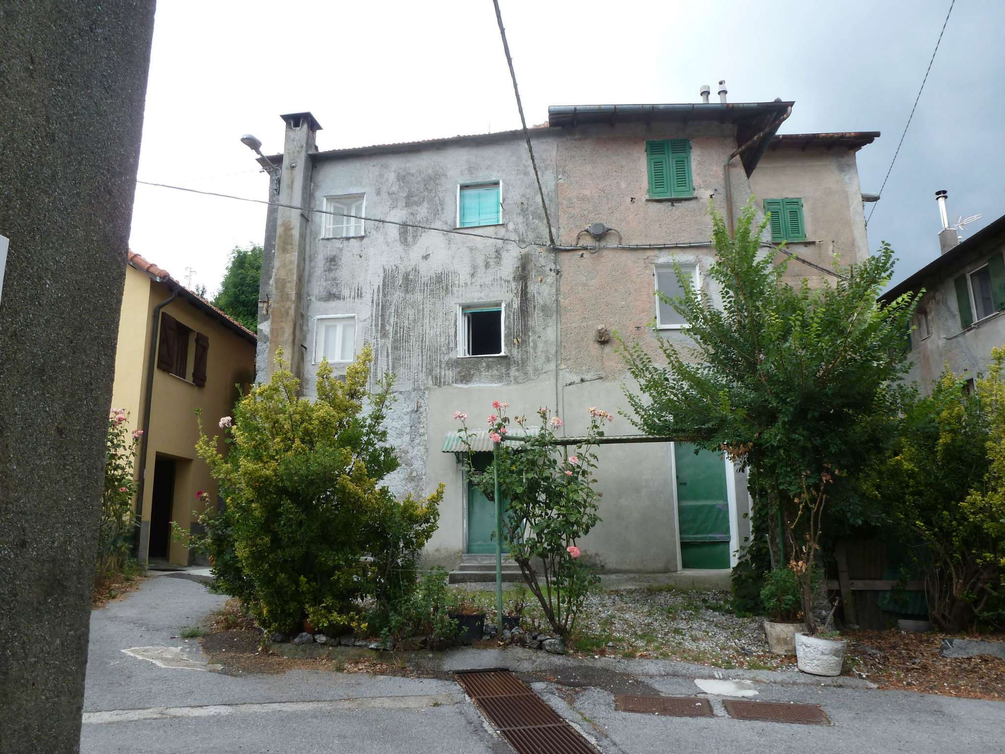  campomorone vendita quart:  cosso immobiliare