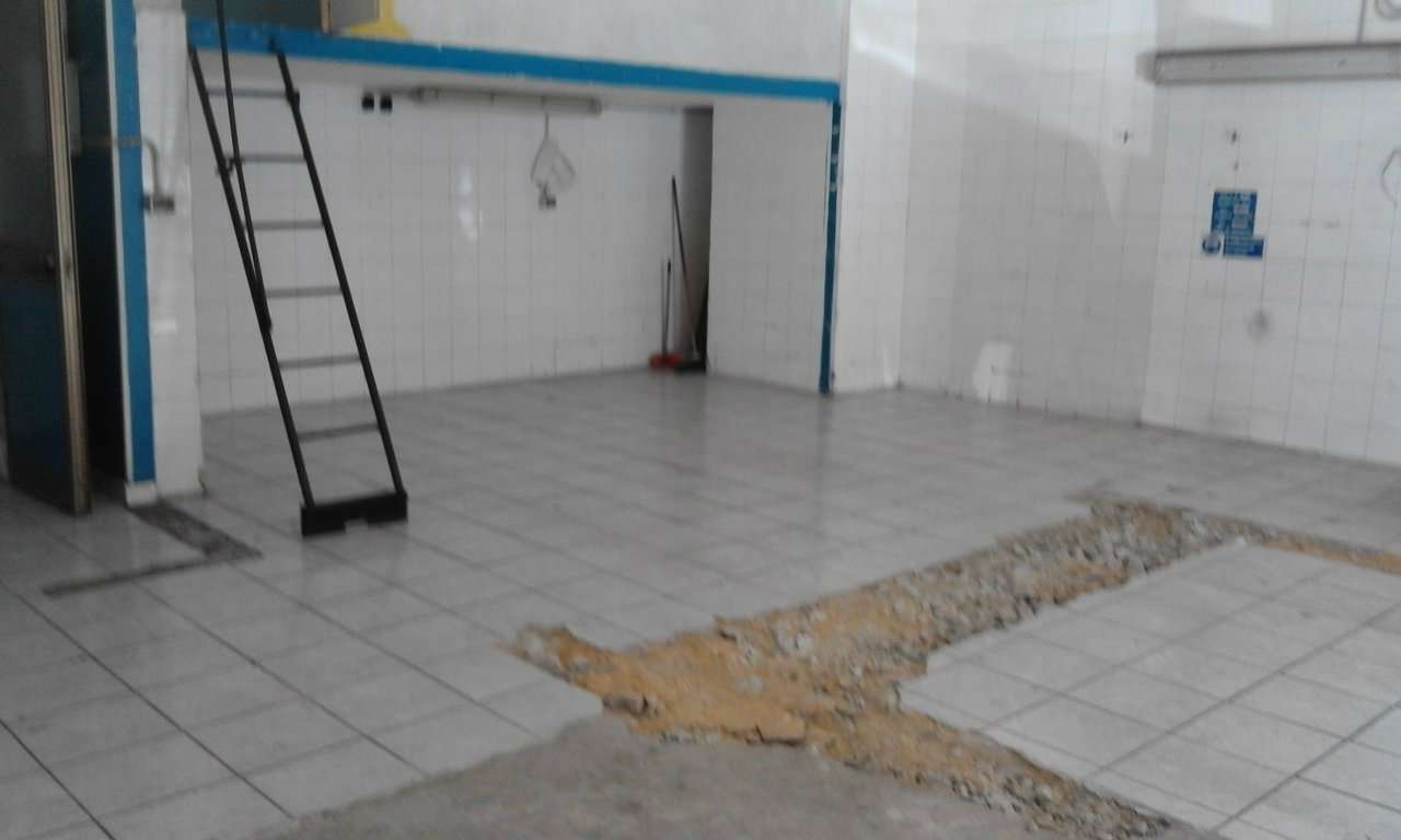 Negozio - Loc.Com. ROMA affitto  LIDO DI OSTIA LEVANTE Mare di Bering STUDIO IMMOBILIARE ERCOLI