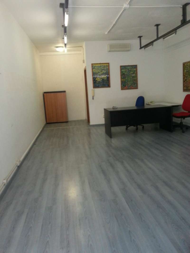 Negozio - Loc.Com. ROMA vendita  ACILIA Giordano Bruno Ferrari STUDIO IMMOBILIARE ERCOLI