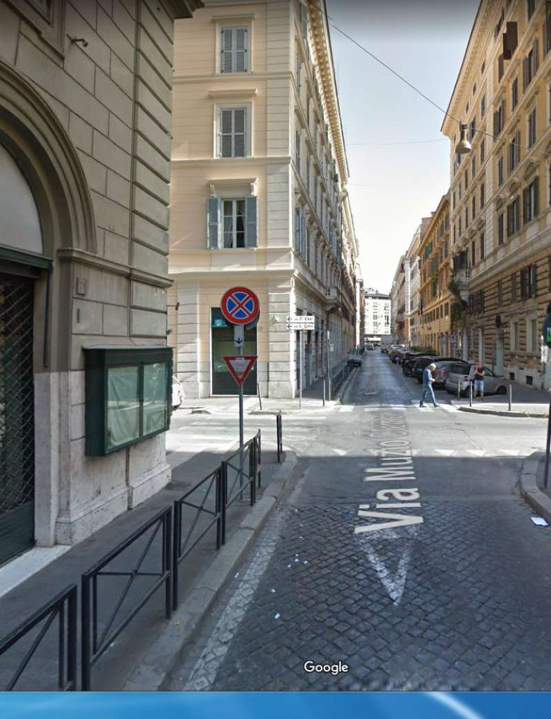 Negozio - Loc.Com. ROMA vendita  PRATI Vittoria Colonna Group Mazzetta Immobiliare