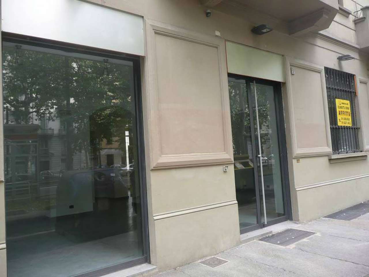 Negozio - Loc.Com. TORINO affitto  VANCHIGLIA Regina Margherita Immobiliare Colombatto e Furnari