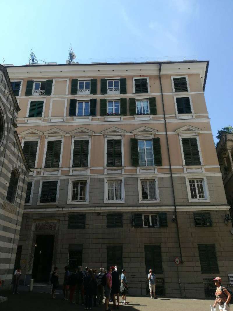 Ufficio - Loc.Com. GENOVA affitto  CENTRO STORICO san matteo Studio Immobiliare Dott.ssa Cristina Rampino