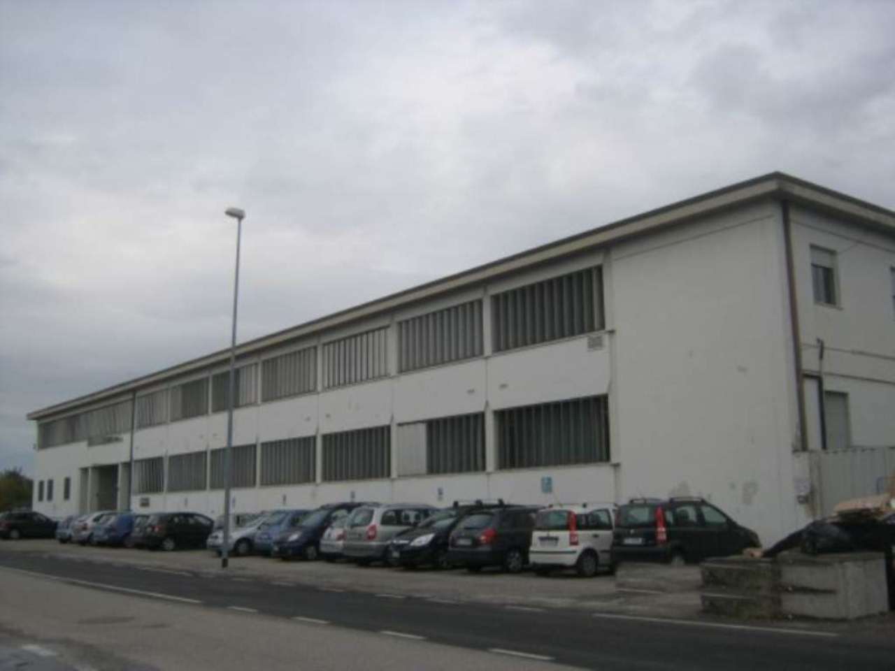 Capannoni (Tutti) VERONA affitto  ZAI  Marogna Lucio