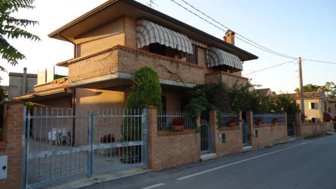  ferrara vendita quart: codrea agenzia immobiliare eurocasa