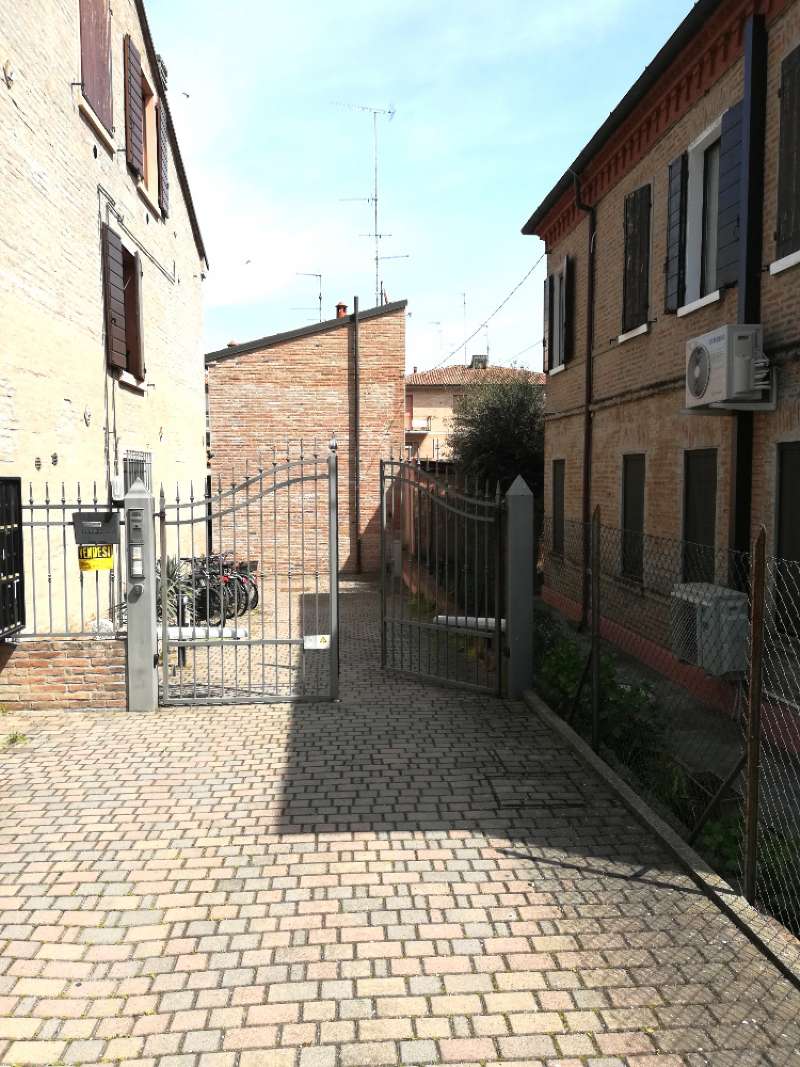 Appartamento FERRARA vendita  CENTRO STORICO via gramicia Agenzia Immobiliare Eurocasa