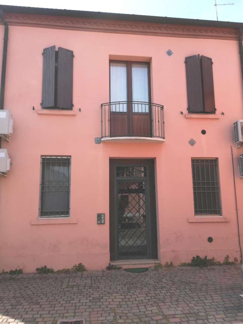 Appartamento FERRARA vendita  CENTRO STORICO via gramicia Agenzia Immobiliare Eurocasa