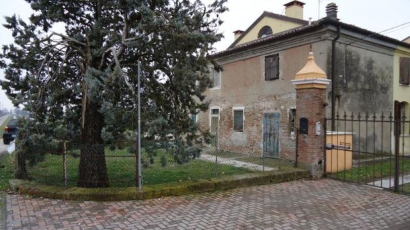 Villa Unifamiliare - Indipendente FERRARA vendita  FOSSANOVA SAN BIAGIO Provinciale 65 Agenzia Immobiliare Eurocasa