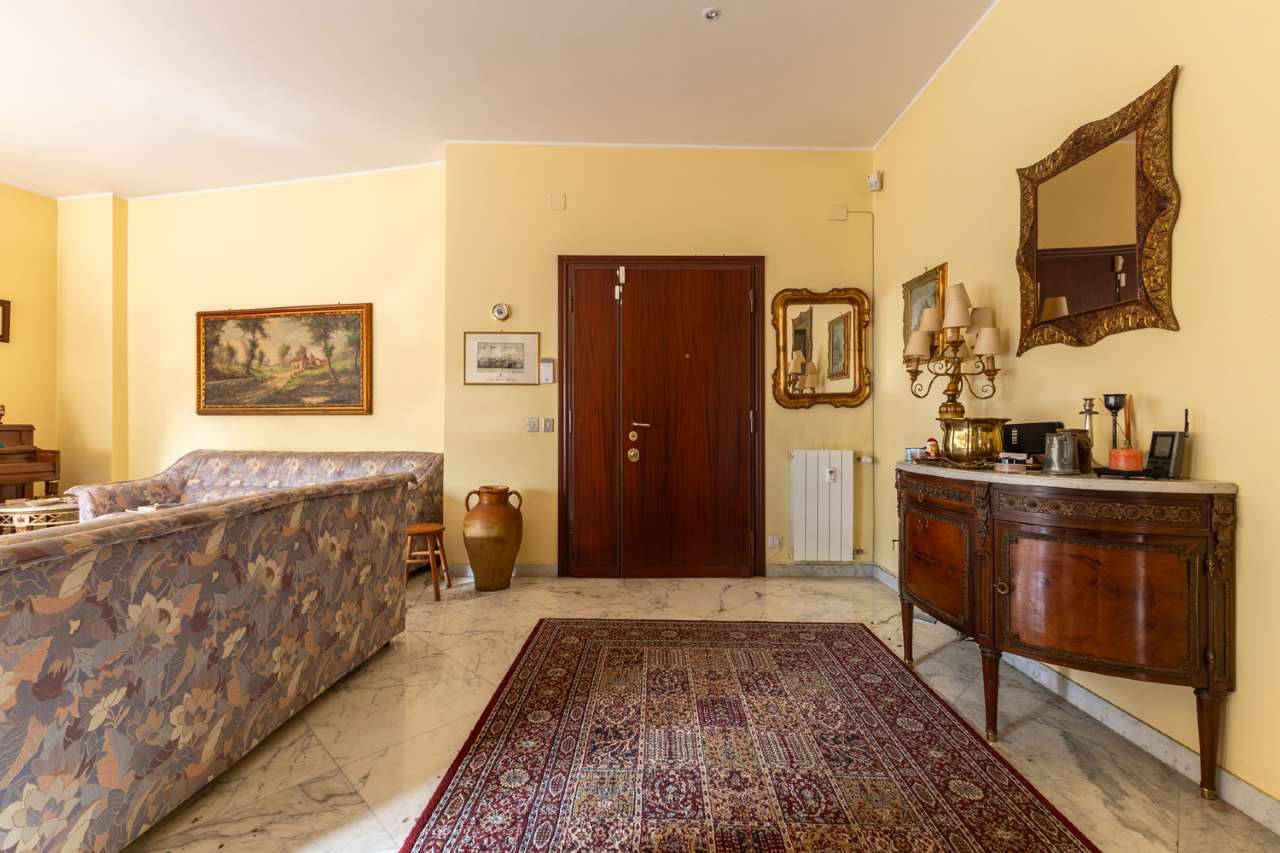 Roma Vendita APPARTAMENTO