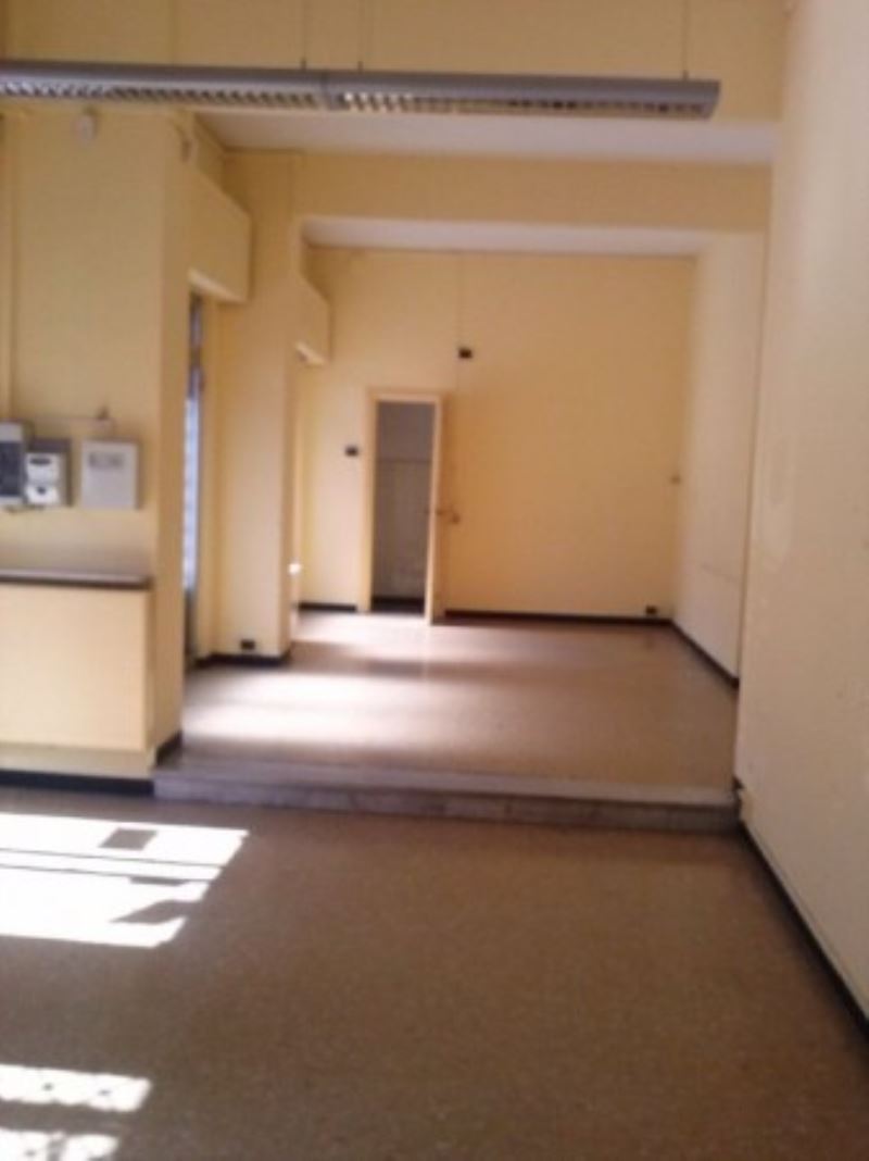 Negozio - Loc.Com. GENOVA vendita  SAMPIERDARENA Luigi Andrea Martinetti Fieschi Immobiliare