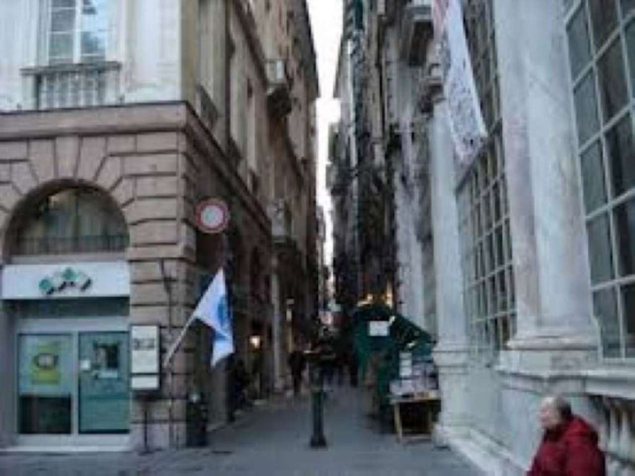 Negozio - Loc.Com. GENOVA vendita  CENTRO STORICO SAN LUCA Fieschi Immobiliare