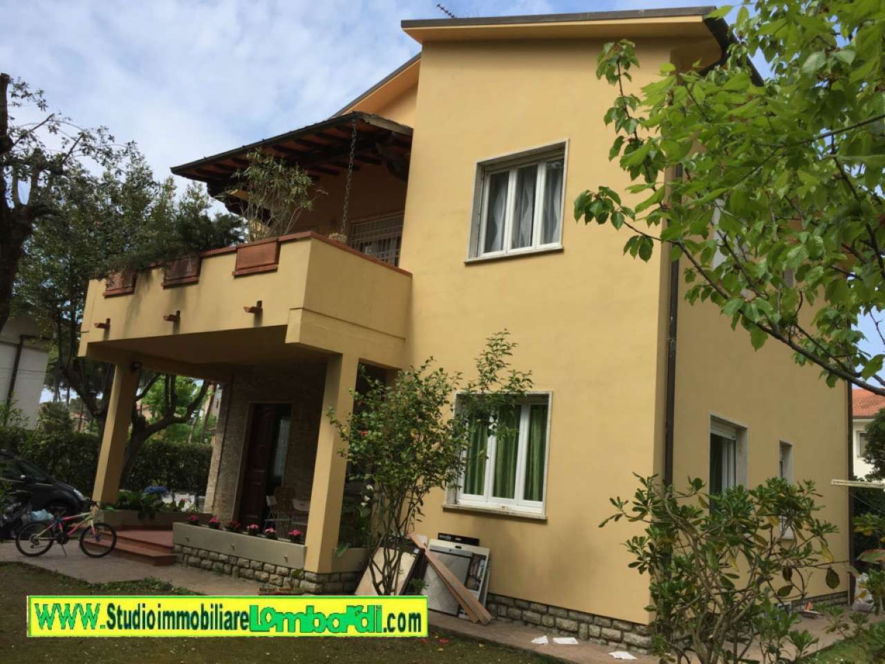 Villa Unifamiliare - Indipendente PIETRASANTA vendita    STUDIO IMMOBILIARE LOMBARDI