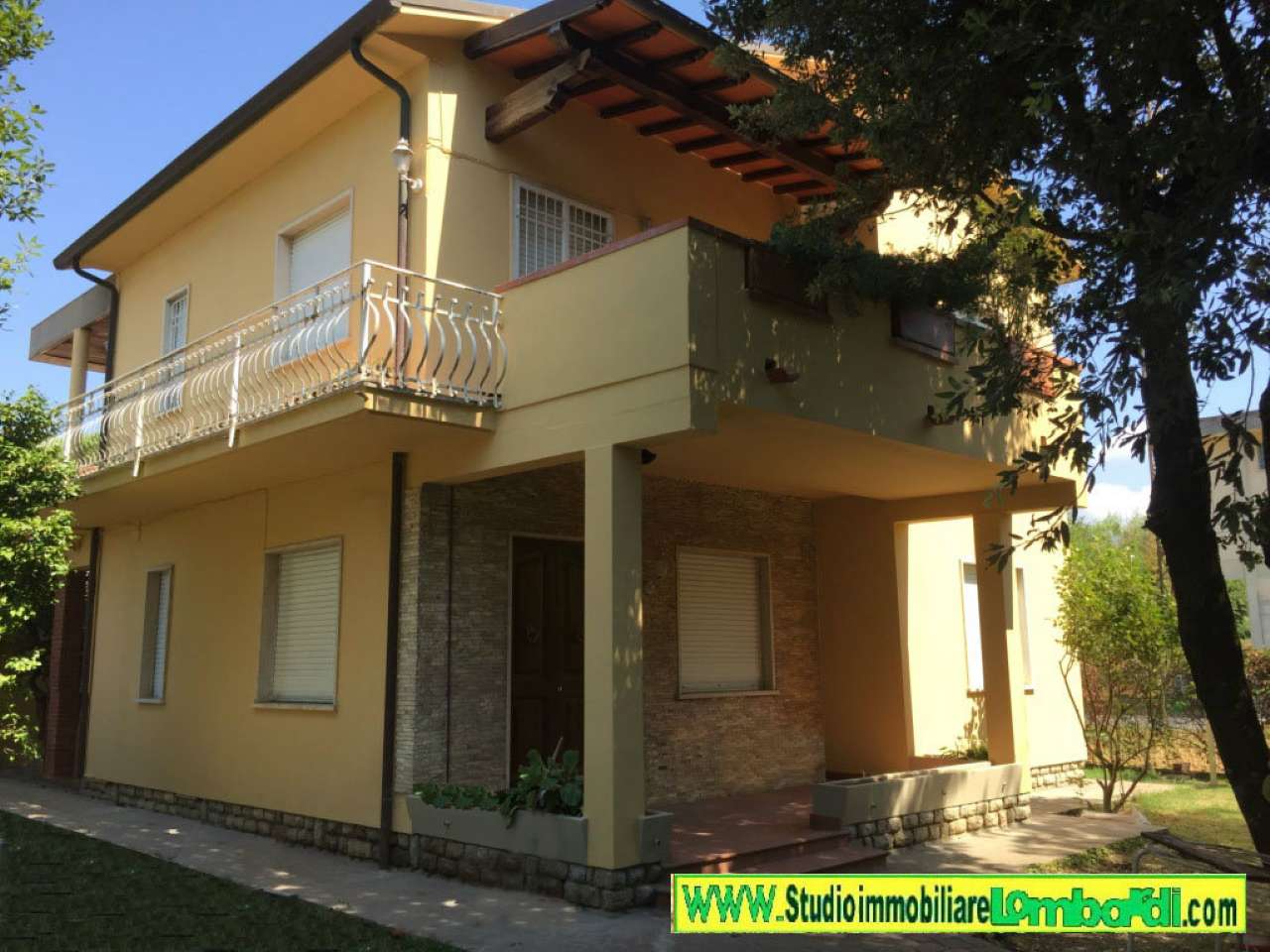 Villa Unifamiliare - Indipendente PIETRASANTA vendita    STUDIO IMMOBILIARE LOMBARDI