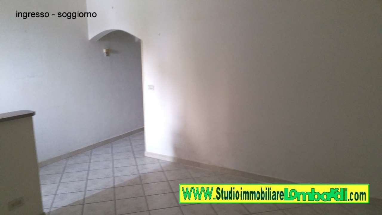 Stabile intero - Palazzo AGLIANA vendita    STUDIO IMMOBILIARE LOMBARDI