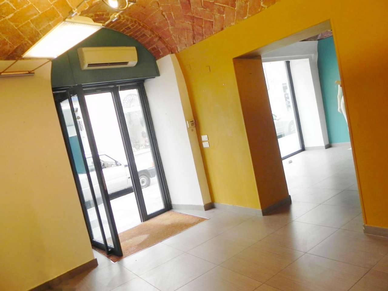  prato affitto quart: centro immobiliare-laura-chiaramonti