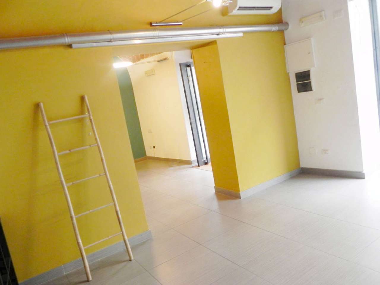 Negozio - Loc.Com. PRATO affitto  CENTRO magnolfi Immobiliare Laura Chiaramonti