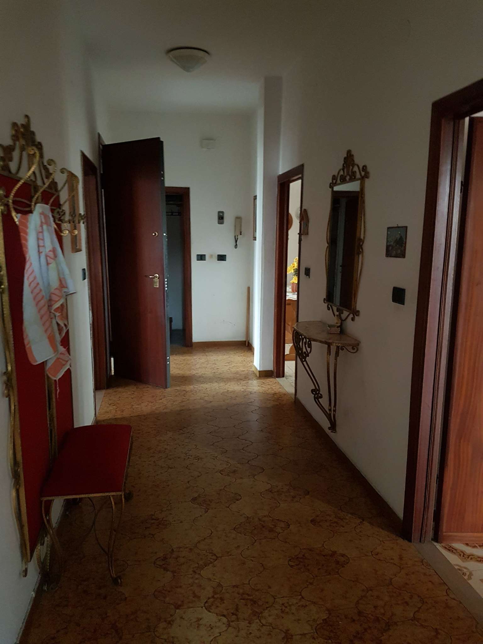  prato vendita quart: santa lucia immobiliare laura chiaramonti