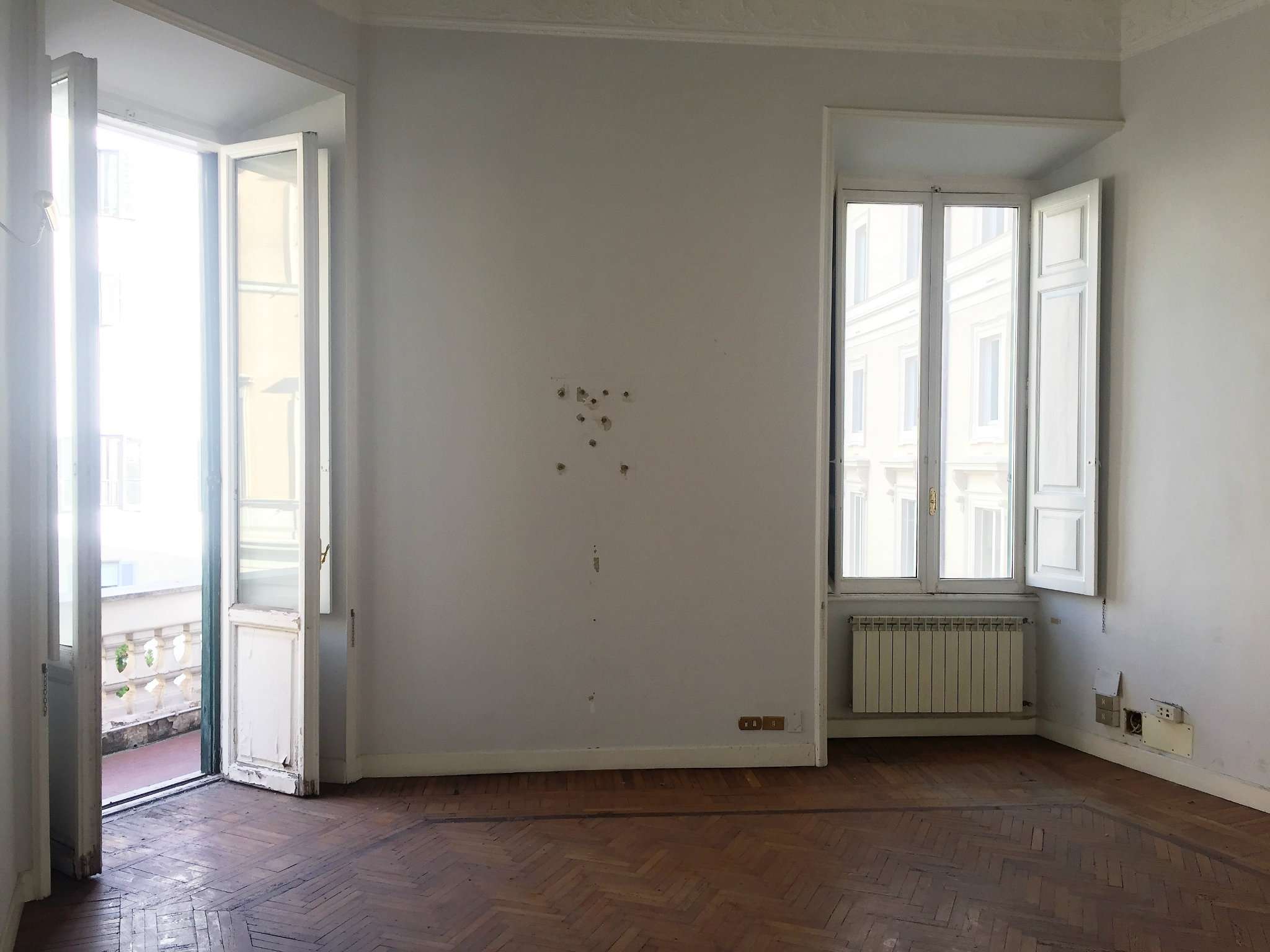 Ufficio - Loc.Com. ROMA affitto  Centro storico XXIV Maggio Domus Italy