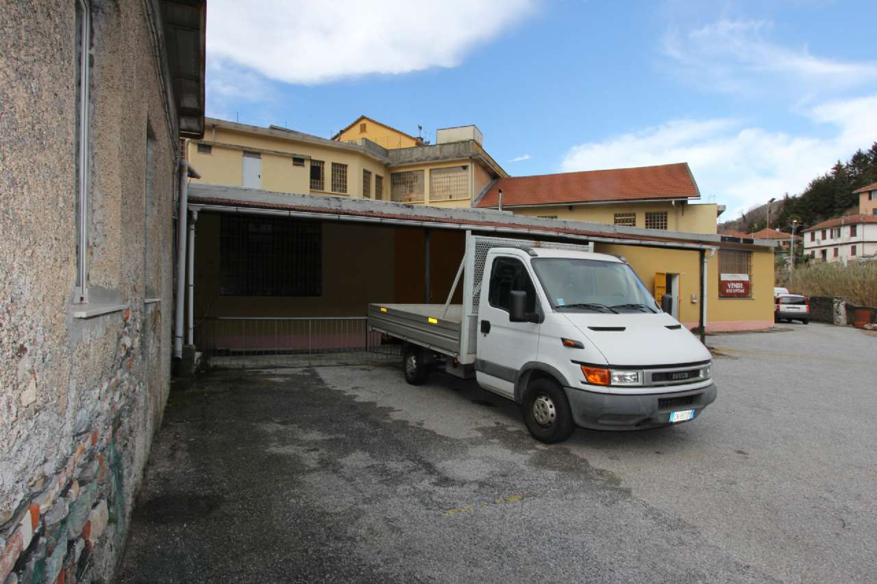 Capannoni (Tutti) GENOVA affitto  PONTEDECIMO Natale Gallino Senarega Case srl