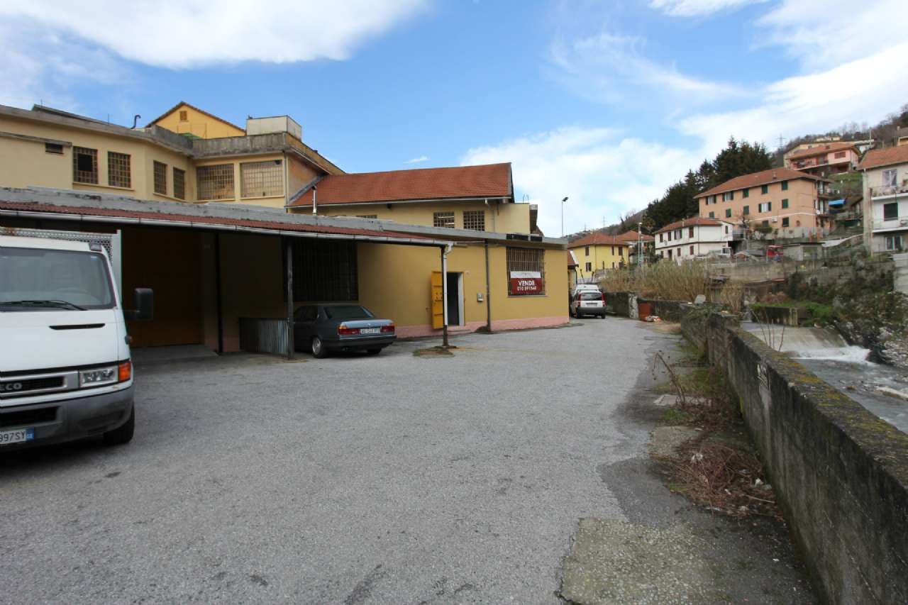 Capannoni (Tutti) GENOVA affitto  PONTEDECIMO Natale Gallino Senarega Case srl