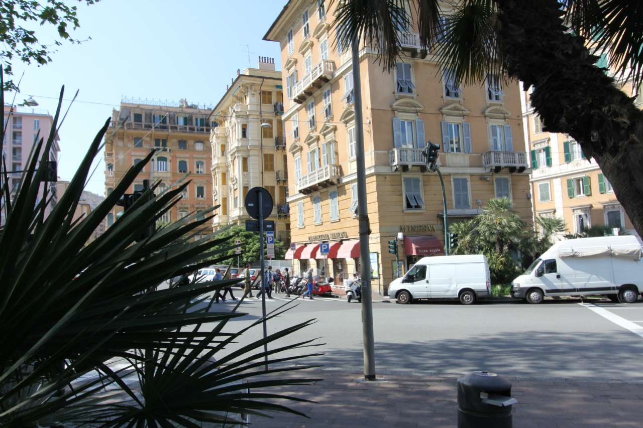 Negozio - Loc.Com. GENOVA vendita  FOCE Tommaseo Senarega Case srl