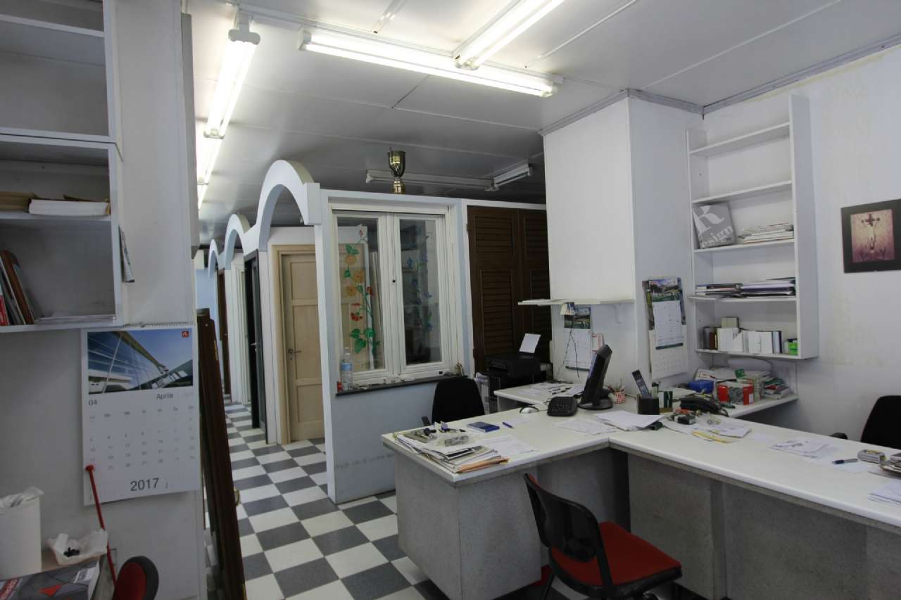 Negozio - Loc.Com. GENOVA vendita  SAMPIERDARENA Paolo Reti Senarega Case srl