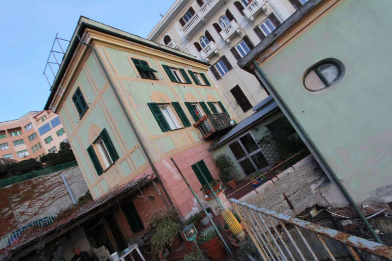 Villa Unifamiliare - Indipendente GENOVA vendita  QUARTO V Maggio Senarega Case srl