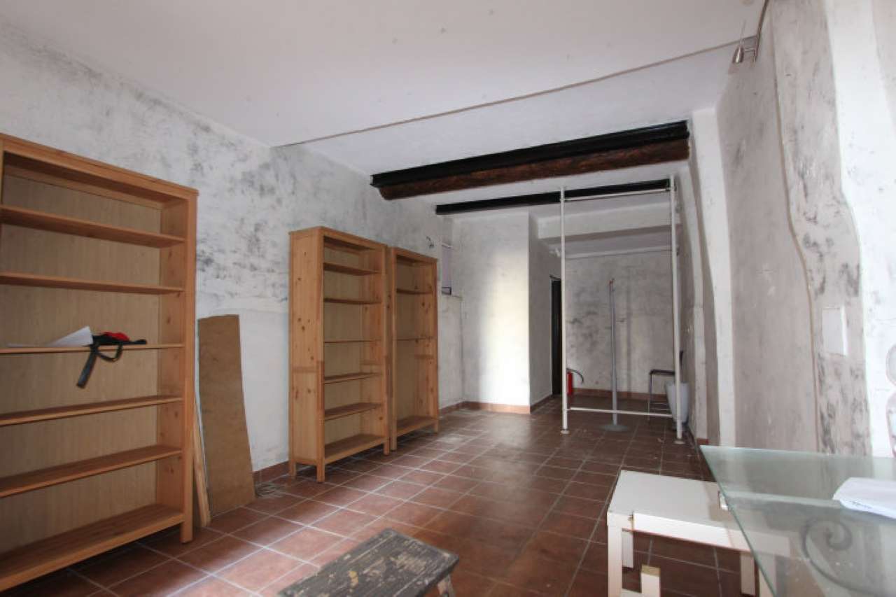 Negozio - Loc.Com. GENOVA vendita  CENTRO STORICO di Ravecca Senarega Case srl