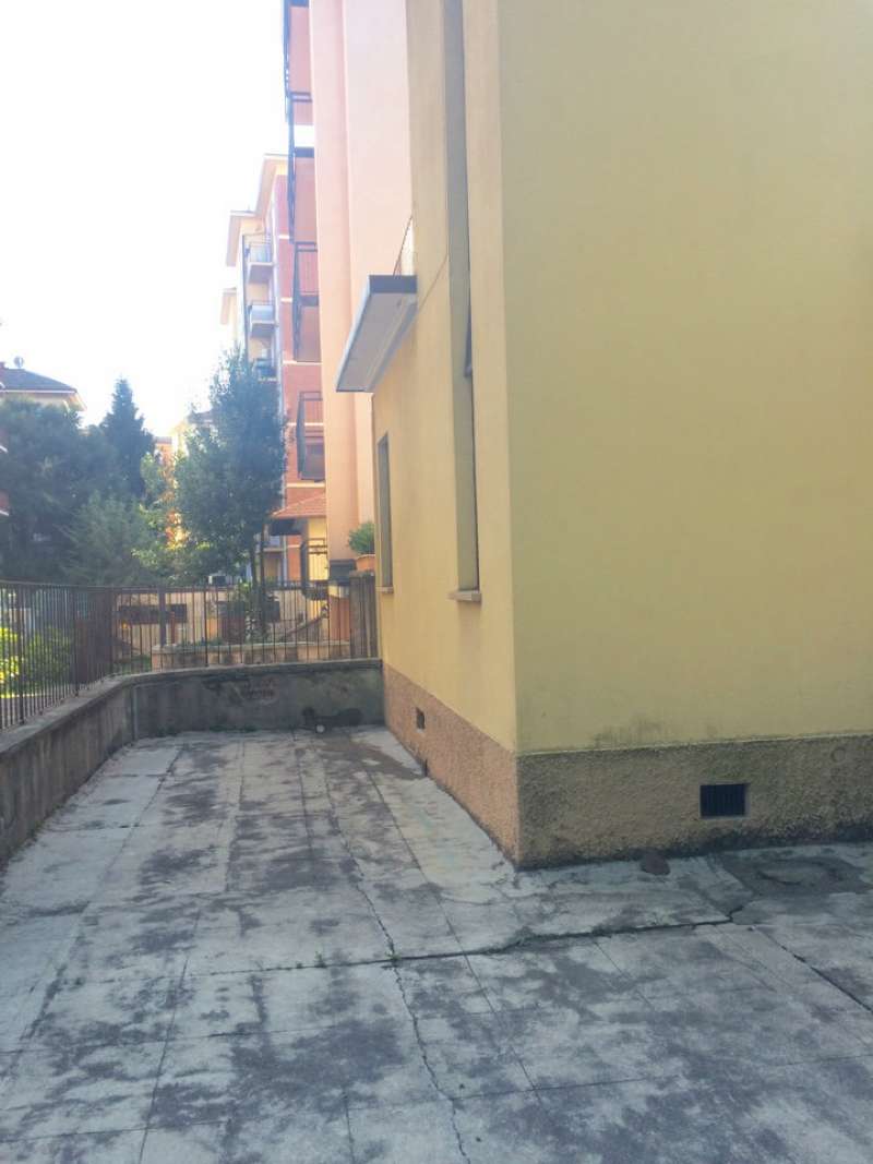 Villa Trifamiliare VARESE vendita  CENTRO lazio Duemilacase - Legnano