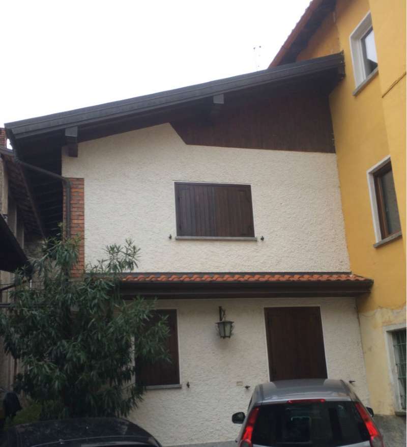 Villa Unifamiliare - Indipendente CUVIO vendita   pretorio Duemilacase - Legnano