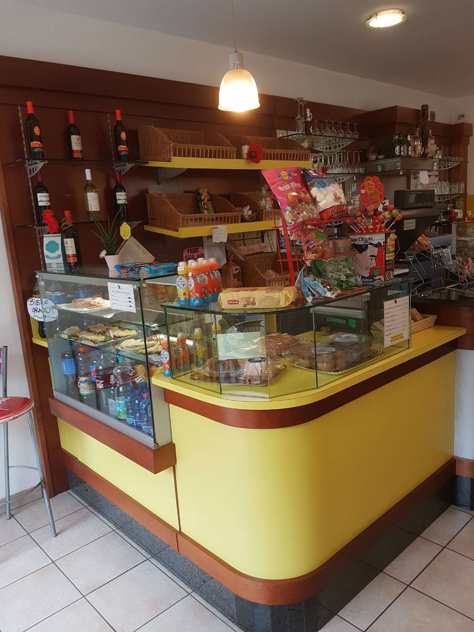 Negozio - Loc.Com. VARESE vendita  GIUBIANO Parenzo Duemilacase - Legnano