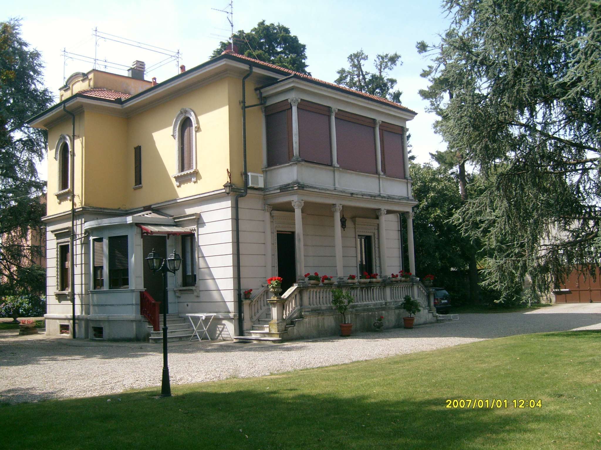 Villa SAN GIORGIO SU LEGNANO vendita   Via Roma Duemilacase - Legnano